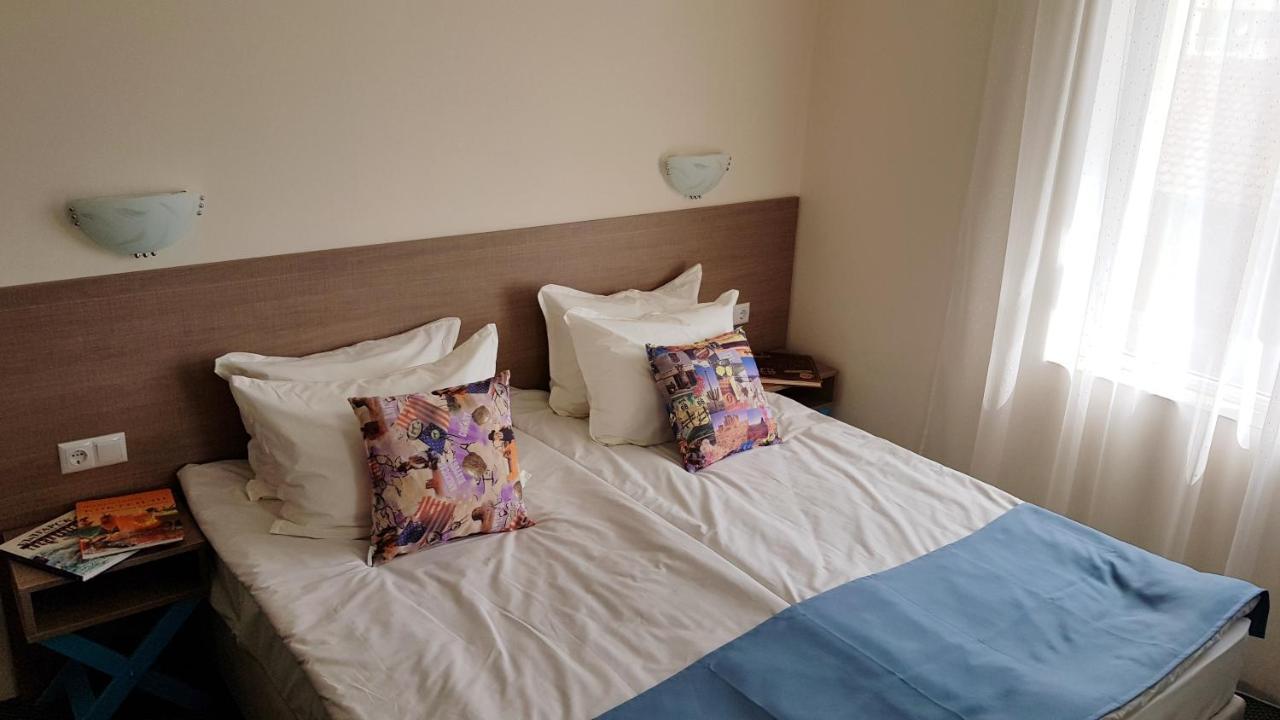Амида Hotel Varvara  Buitenkant foto
