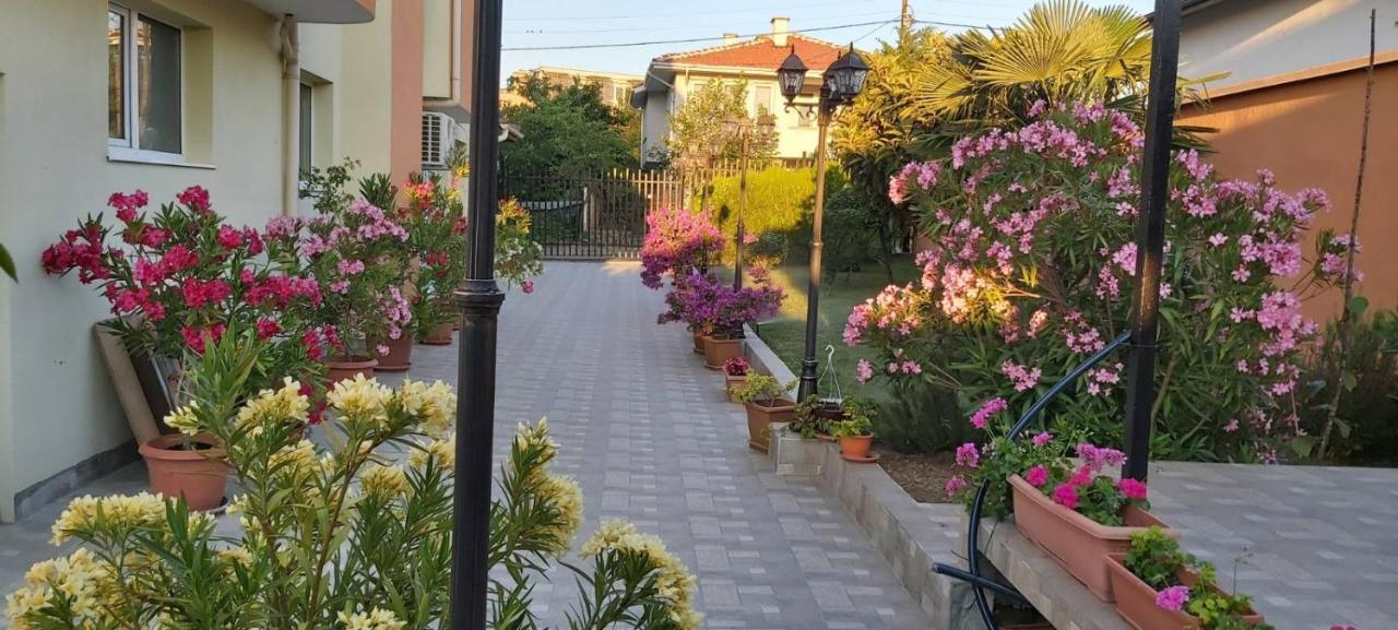 Амида Hotel Varvara  Buitenkant foto