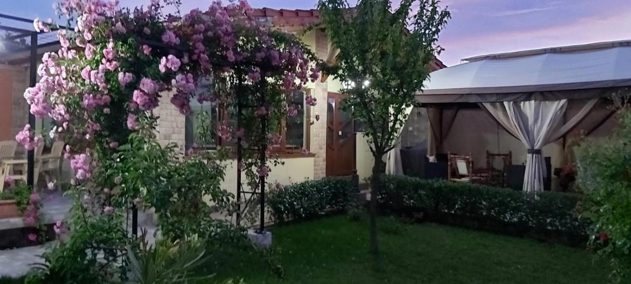 Амида Hotel Varvara  Buitenkant foto